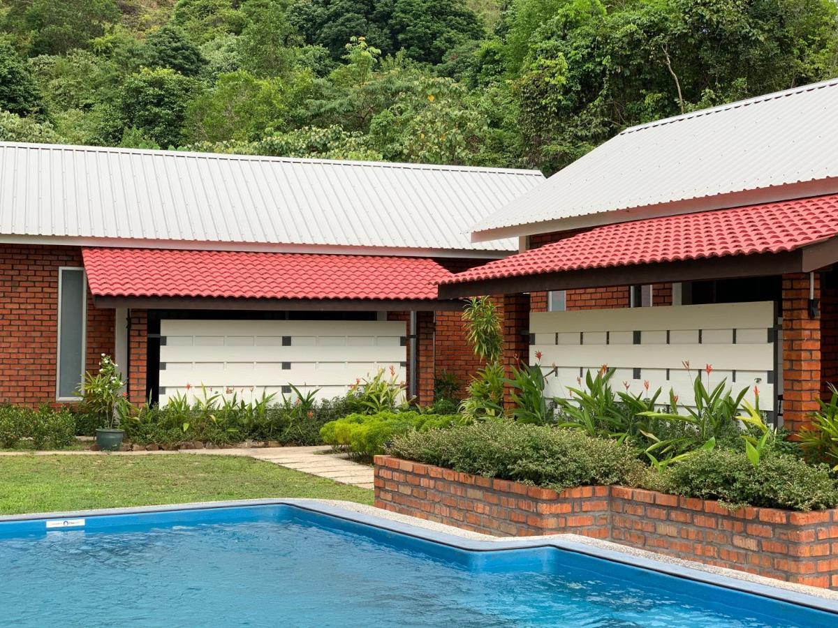 Hujung Kampung Resort Pantai Cenang  Exterior photo