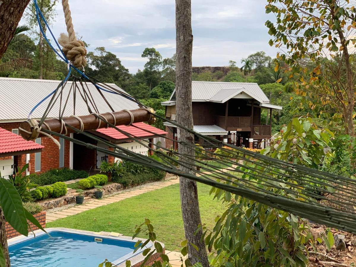 Hujung Kampung Resort Pantai Cenang  Exterior photo